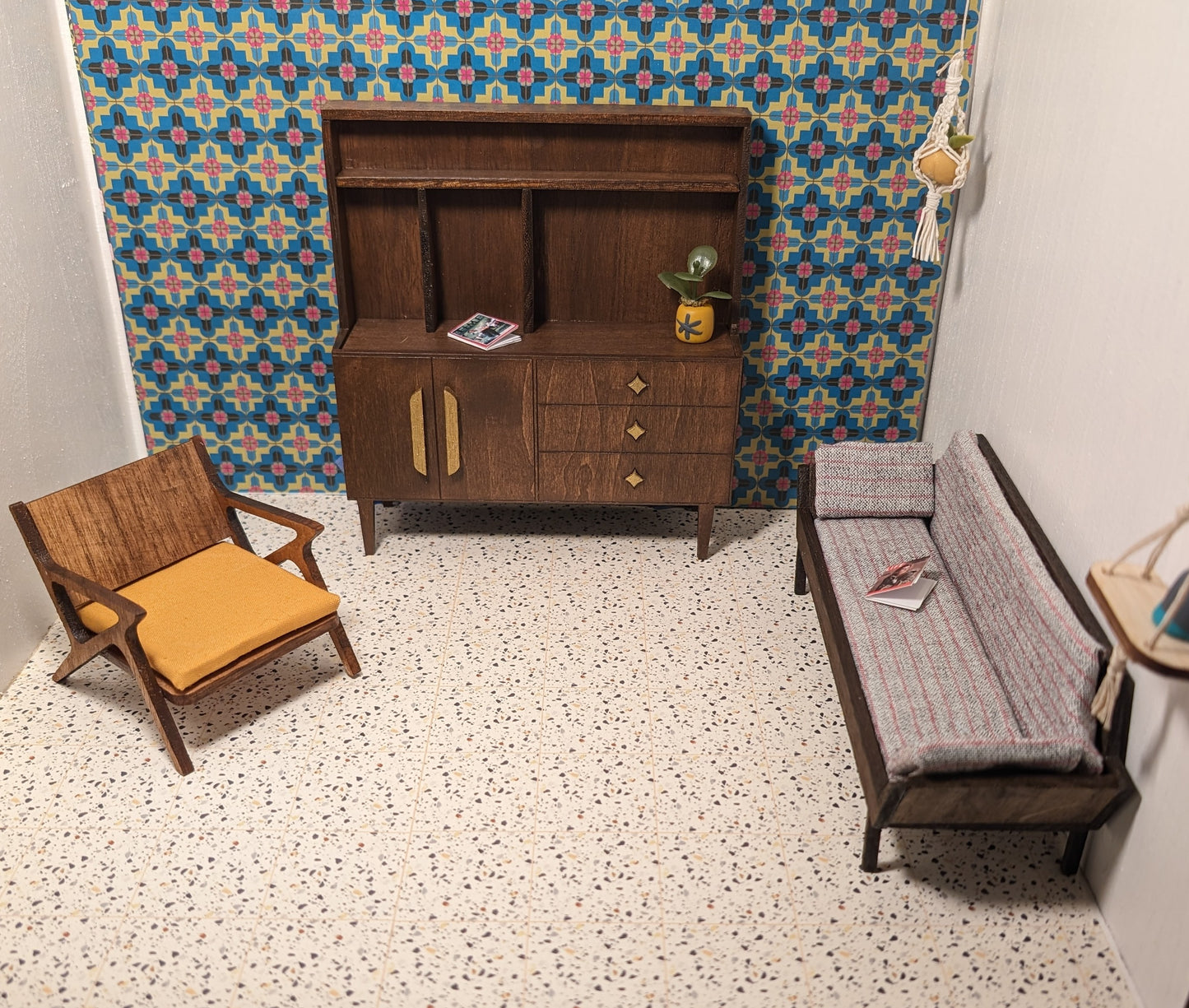 Mid Century Hutch - Miniature 1:12 Scale