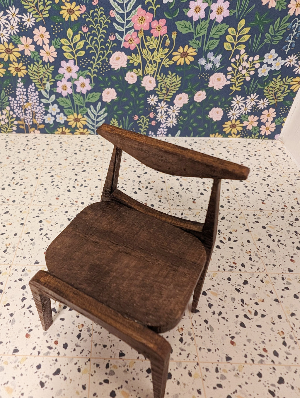 Mid Century Modern (MCM) Cowhorn Dinning Chairs with Cushion(Set of 2) - Miniature 1:12 Scale
