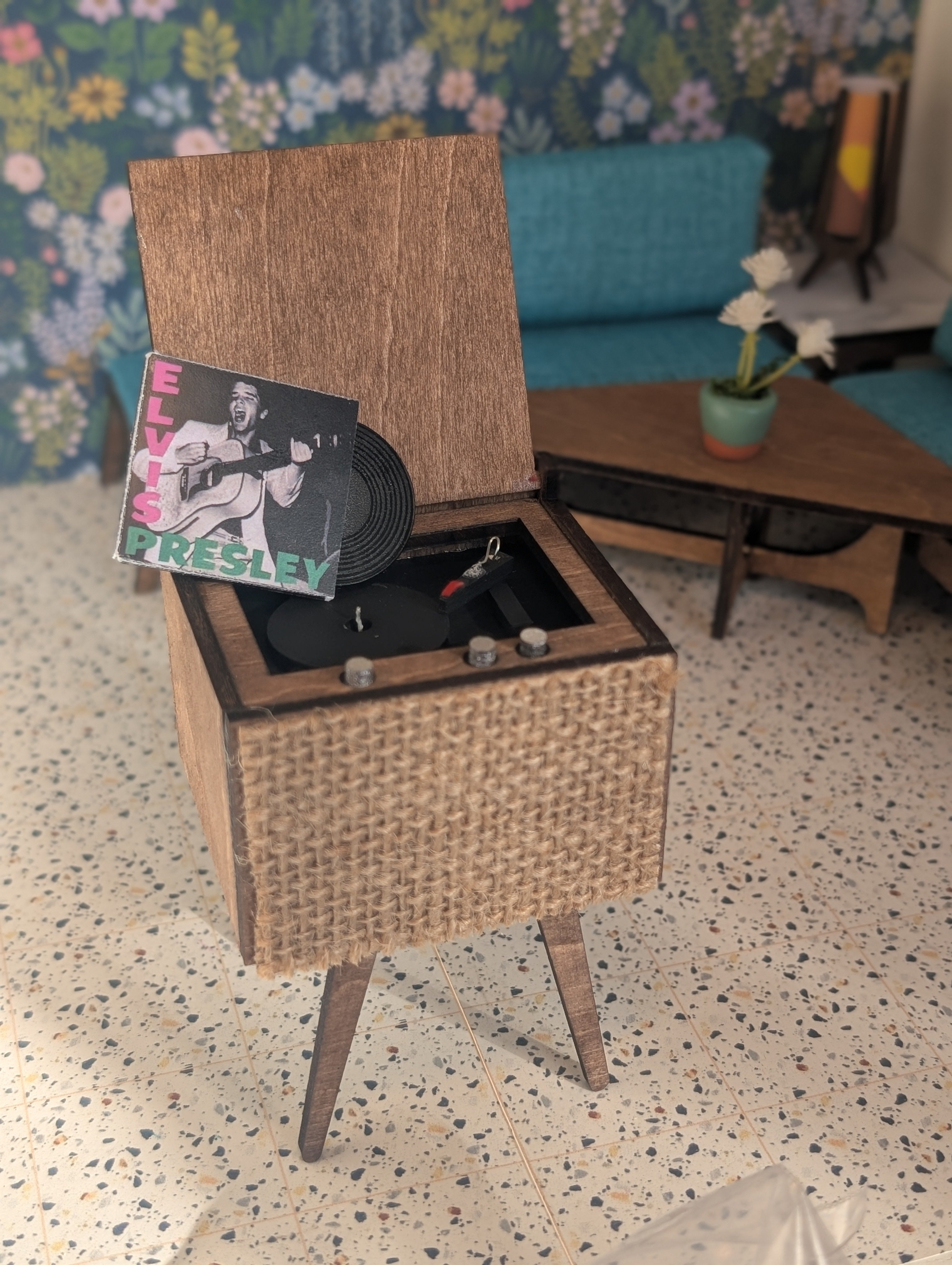 Mid Century Modern (MCM) Record Player Vintage-Inspired , Retro 1:12 Scale