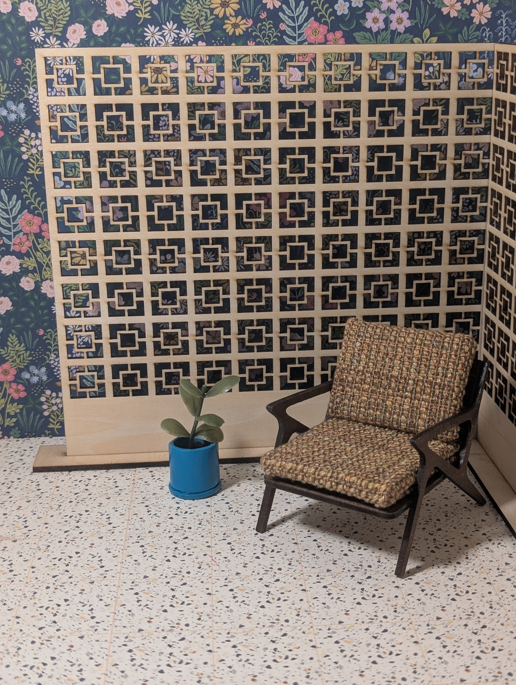 Mid Century Modern (MCM) Gunlocke Style Chair DIY Kit - Miniature 1:12 scale