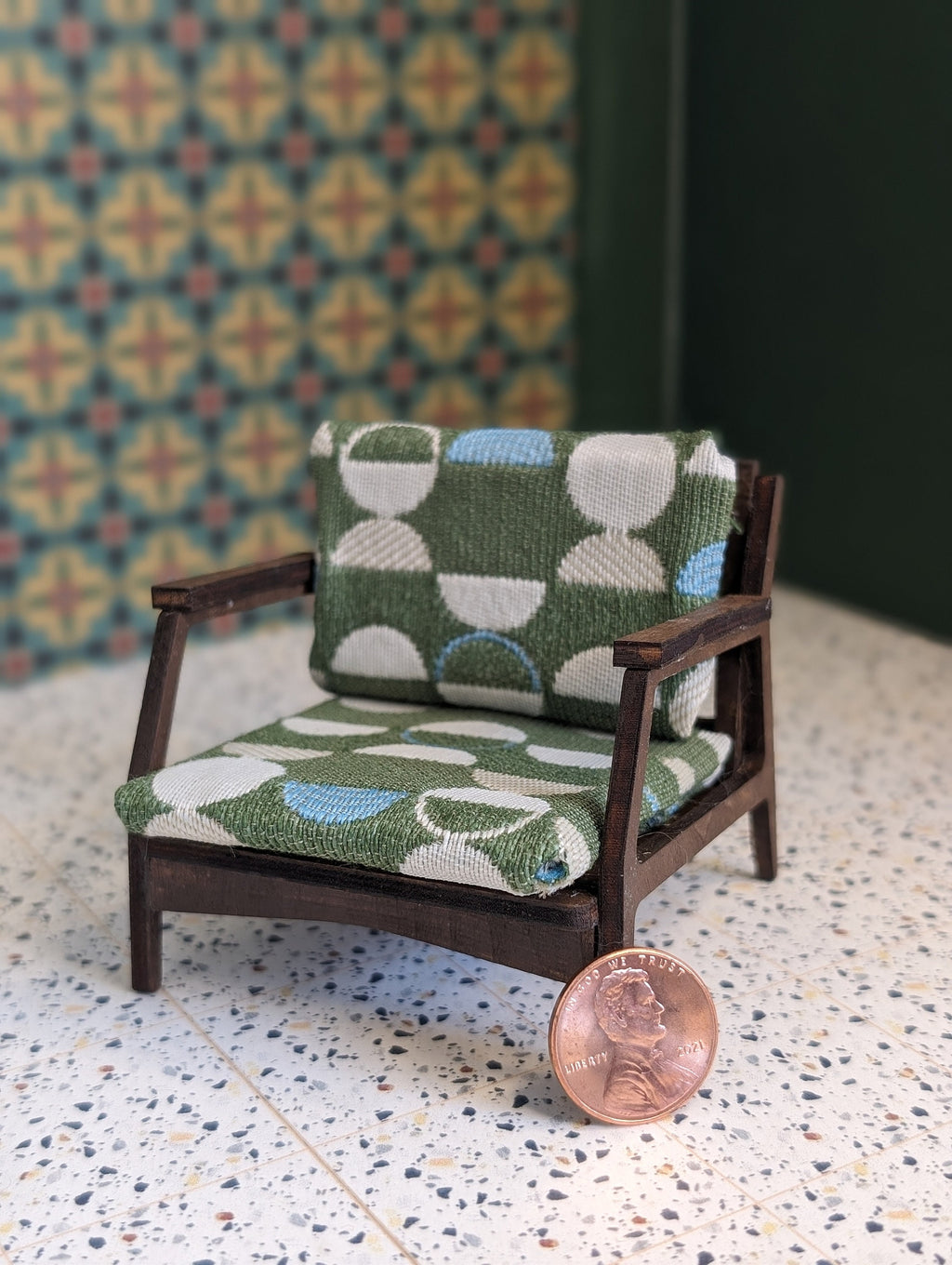 Mid Century Modern (MCM) Peabody Inspired Chair - Miniature 1:12 Scale
