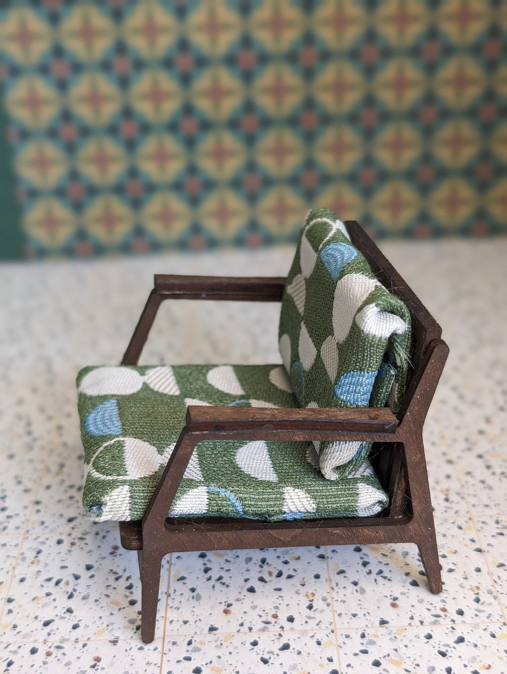Mid Century Modern (MCM) Peabody Inspired Chair - Miniature 1:12 Scale