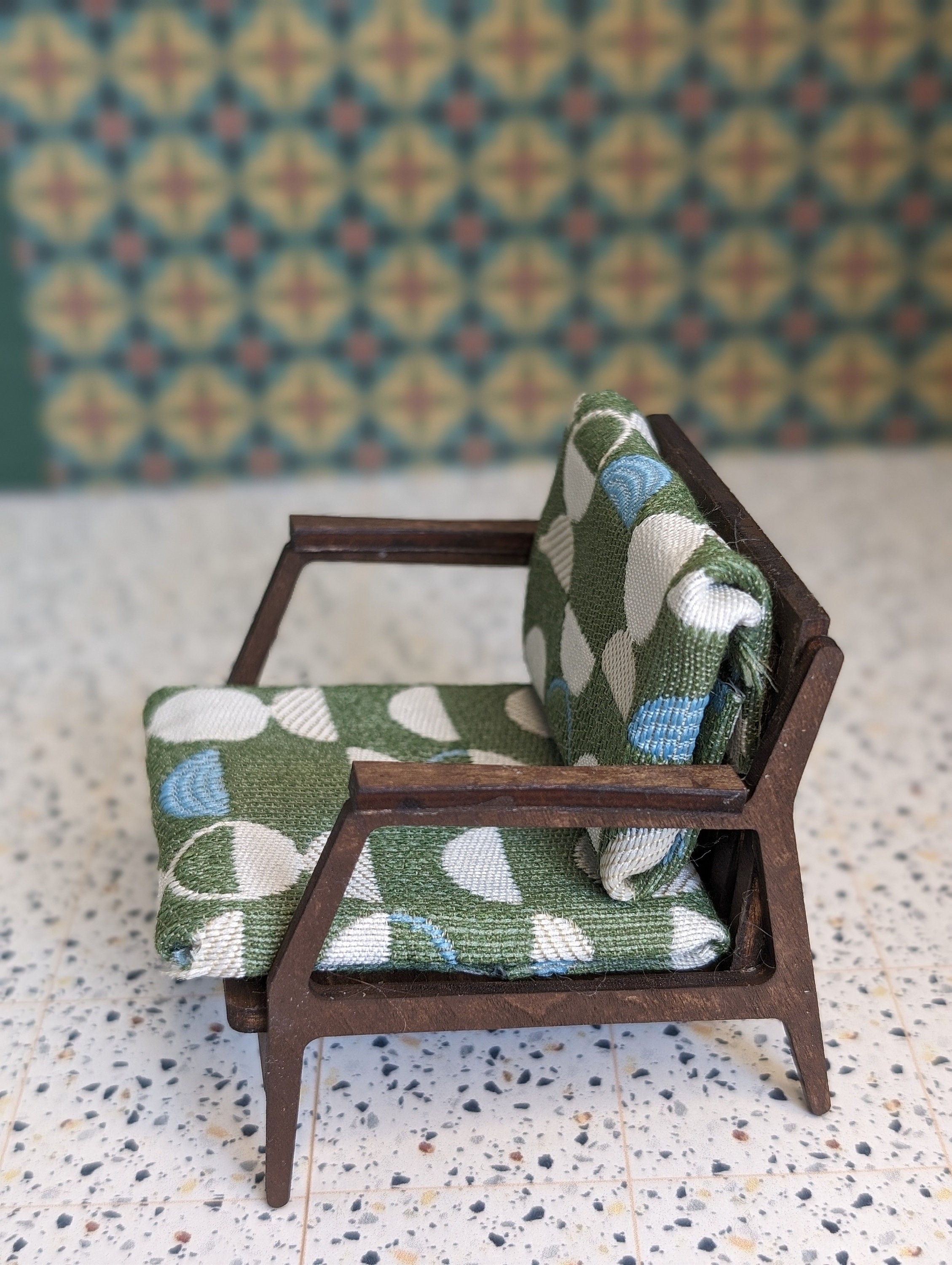 Mid Century Modern (MCM) Peabody Inspired Chair - Miniature 1:12 Scale