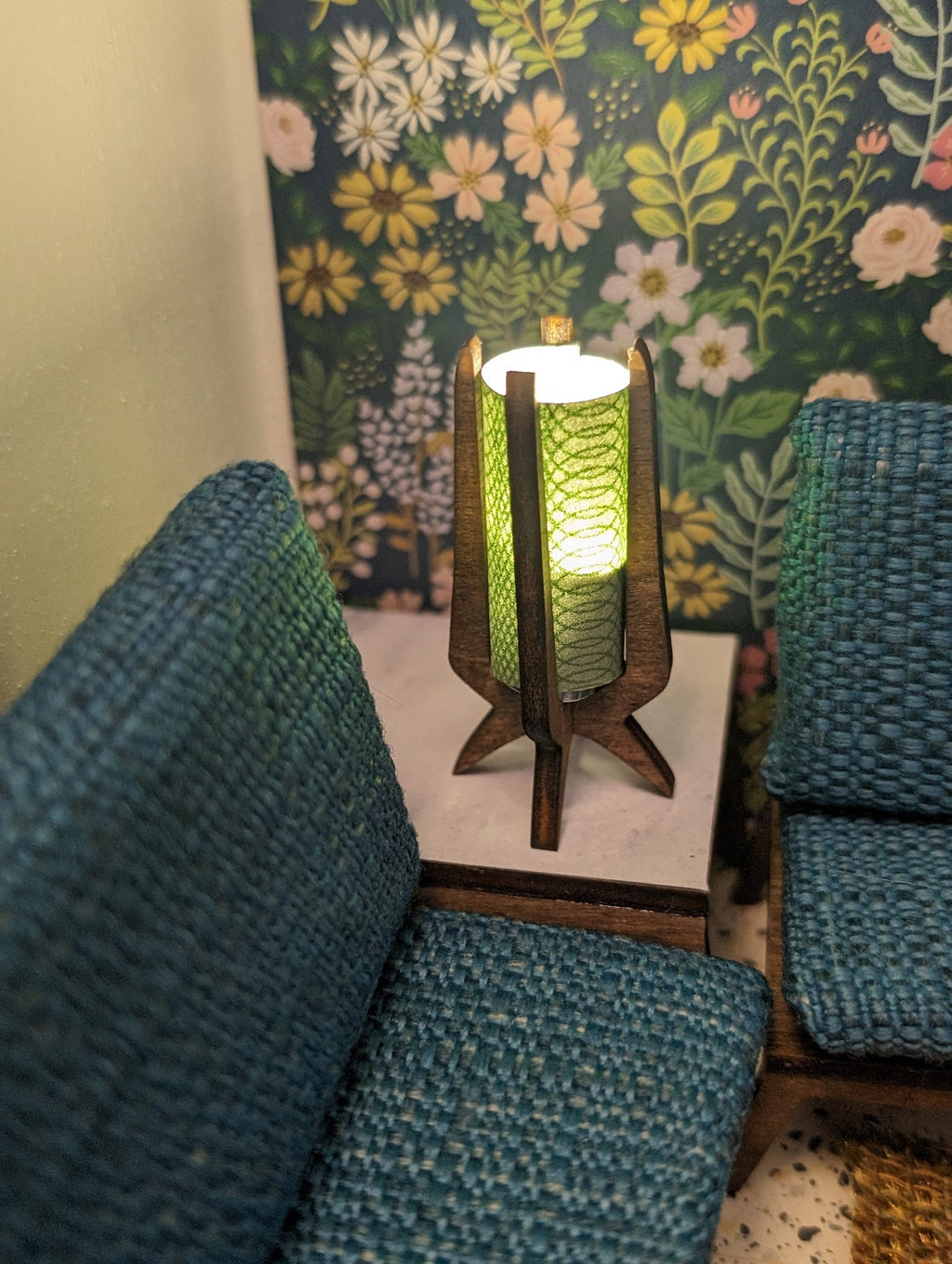 Mid Century Modern (MCM) Tower Table Lamp Miniature 1:12 Scale - Working LED light, Dollhouse Light, Room box Light